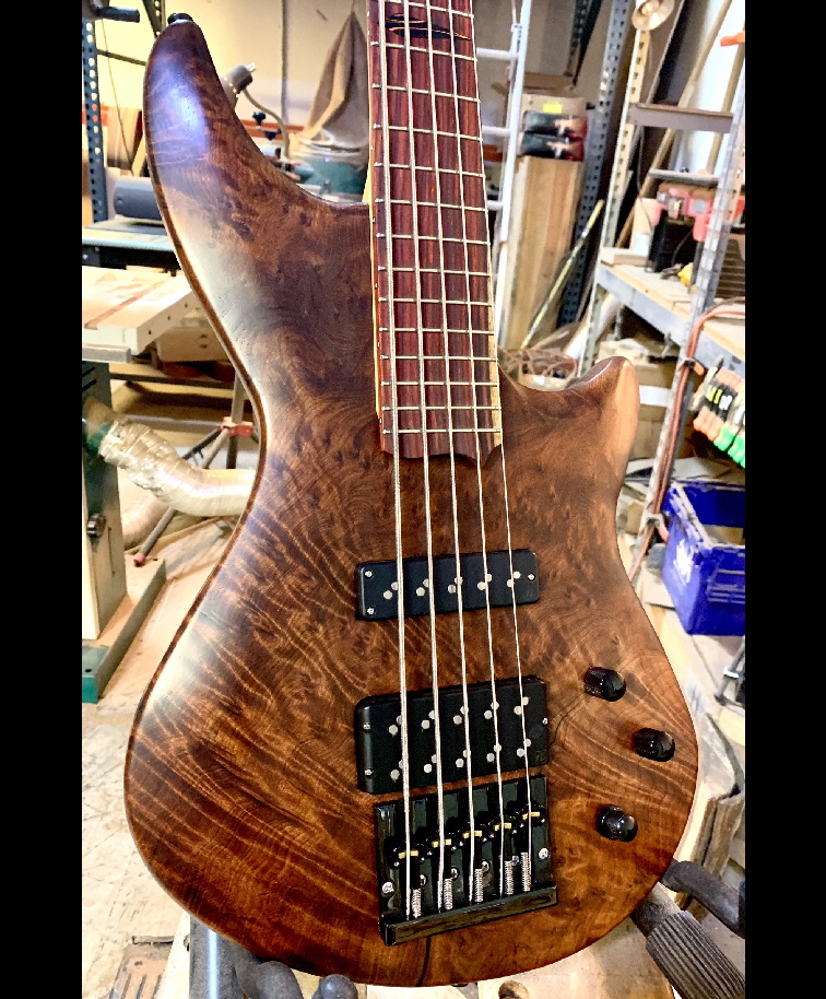 Chafin Ozona 5 bass close up shop (1)